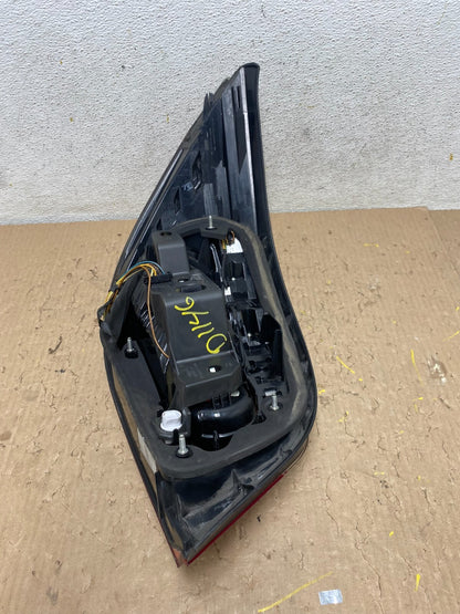 2008 2009 2010 BMW 5 525i 530i Right Passenger Rh Tail Side Light D1146 DG17