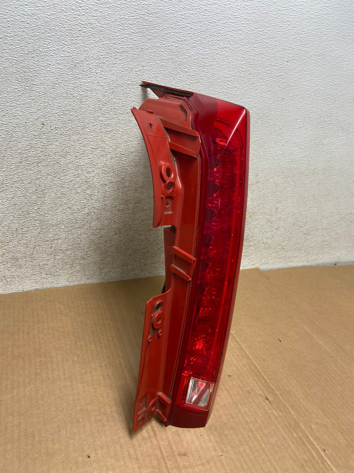 2010 to 2016 Cadillac Srx Right Passenger RH Side Tail Light AI5686 LK2