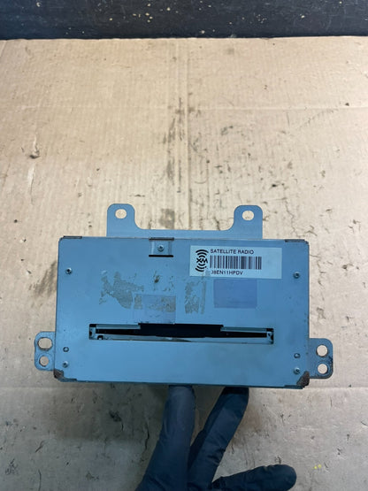 2008-2011 Cadillac CTS Am Fm Cd Player Radio Receiver T7339 DG0