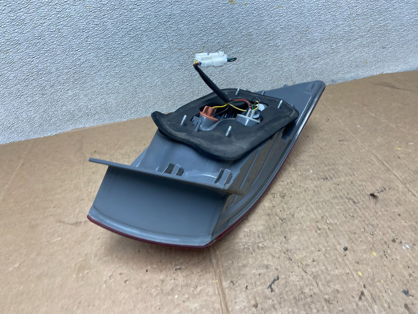 2009 to 2010 Hyundai Sonata Right Passenger Side Tail Light Oem AA3705 DW4