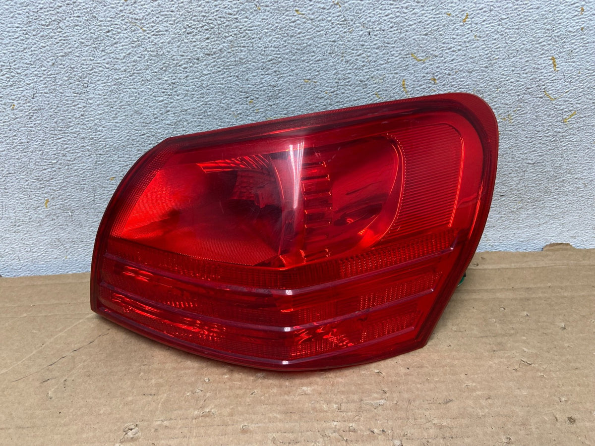 2008 to 2015 Nissan Rogue Right Passenger Rh Side Tail Light AH8982 LK0