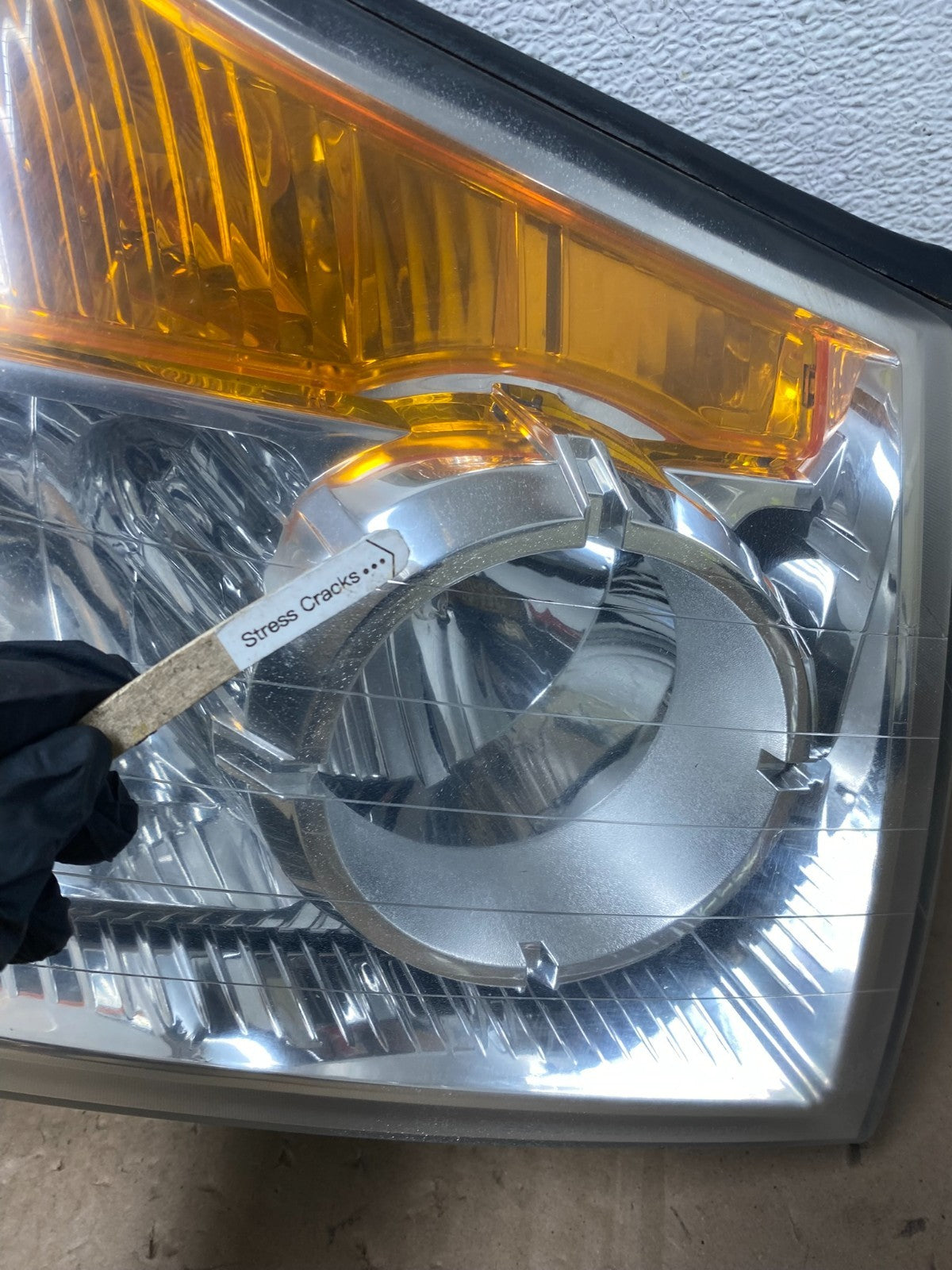2008 - 2015 Nissan Armada Right Passenger RH Headlight Halogen AG5381 DW4
