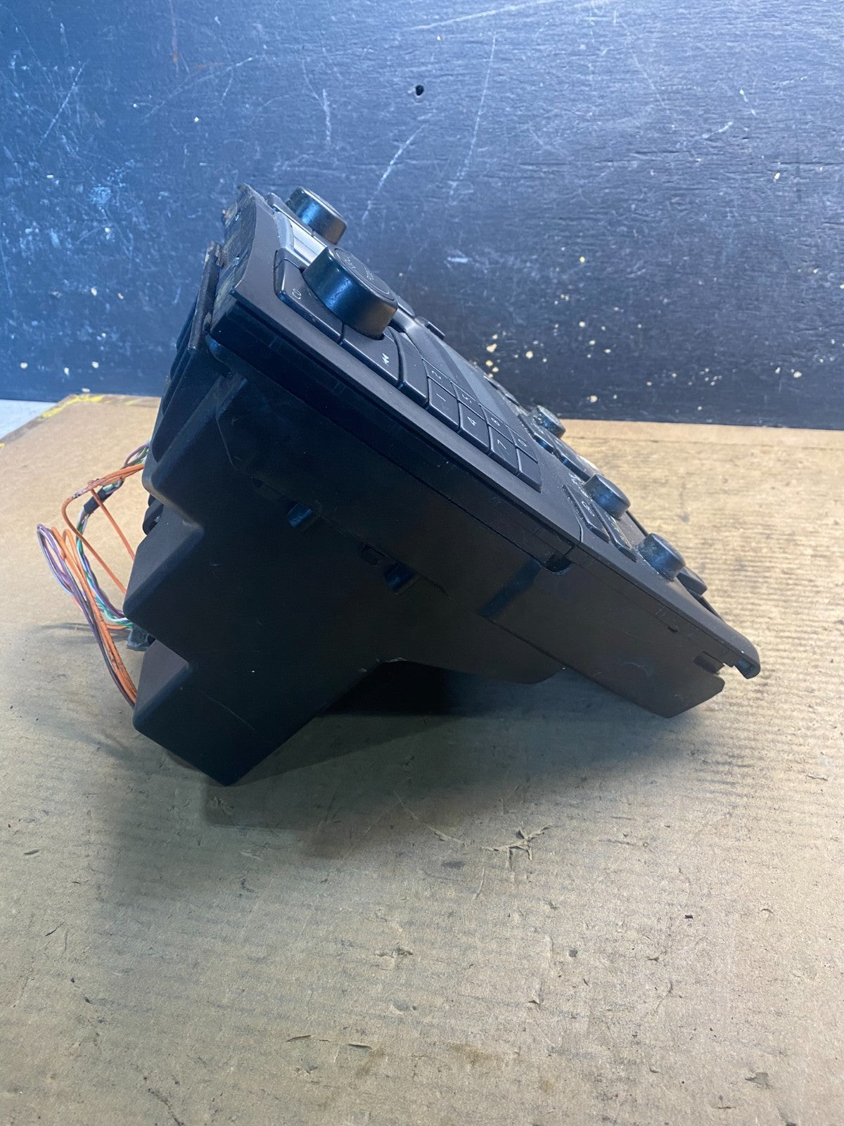 2003-2006 Volvo XC90 Center A/C Climate Control Radio Panel Bezel aa1835 DG2