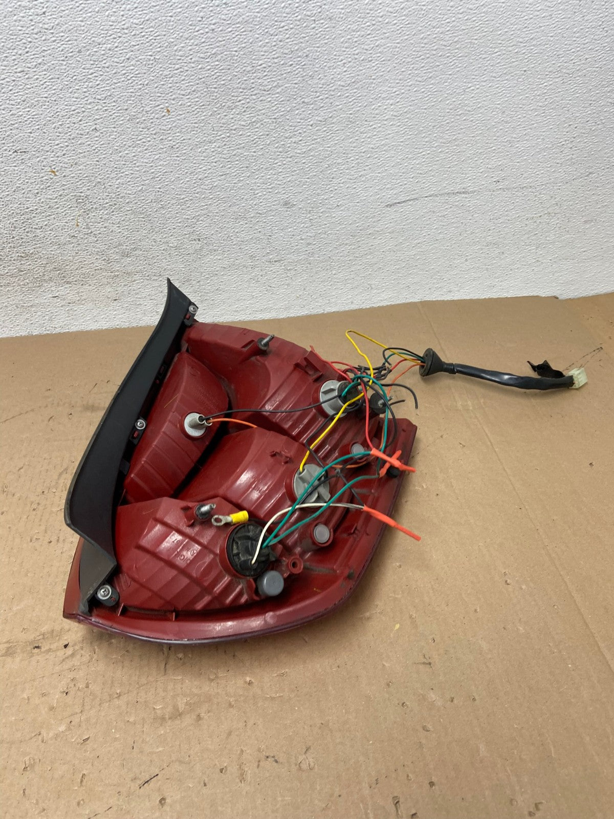 2006-2011 Hyundai Accent Sedan Right Passenger Side Rh Tail Light AD7696 LK6