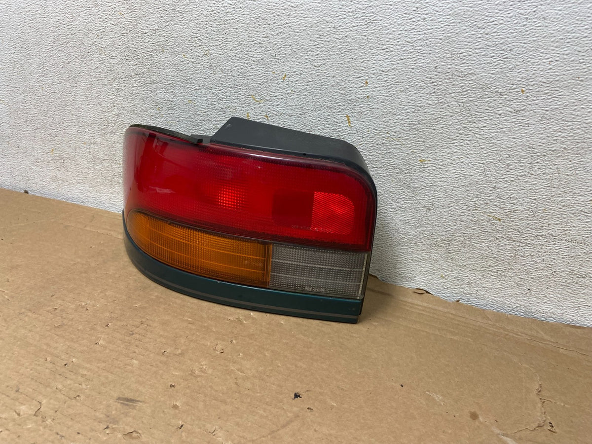 1993 to 2001 Subaru Impreza Left Driver Side Tail Light ah8327 DG2