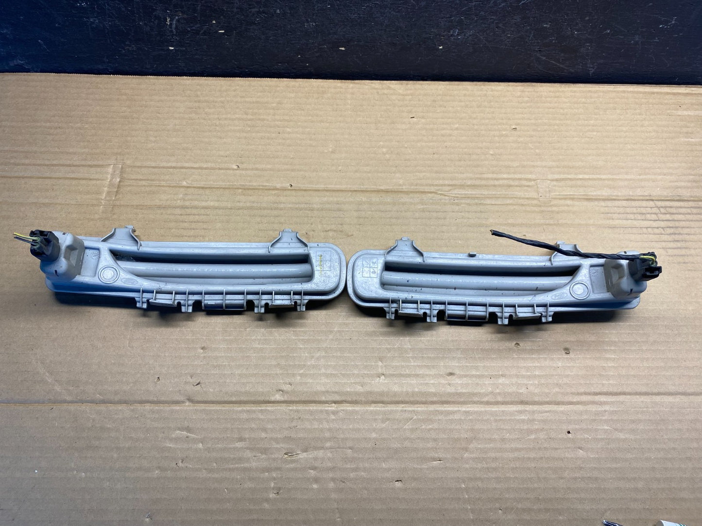 2011-2014 Ford Edge LED Left+Righ Turn Signal Fog Turn Signal Light Oe ae6198 DG3