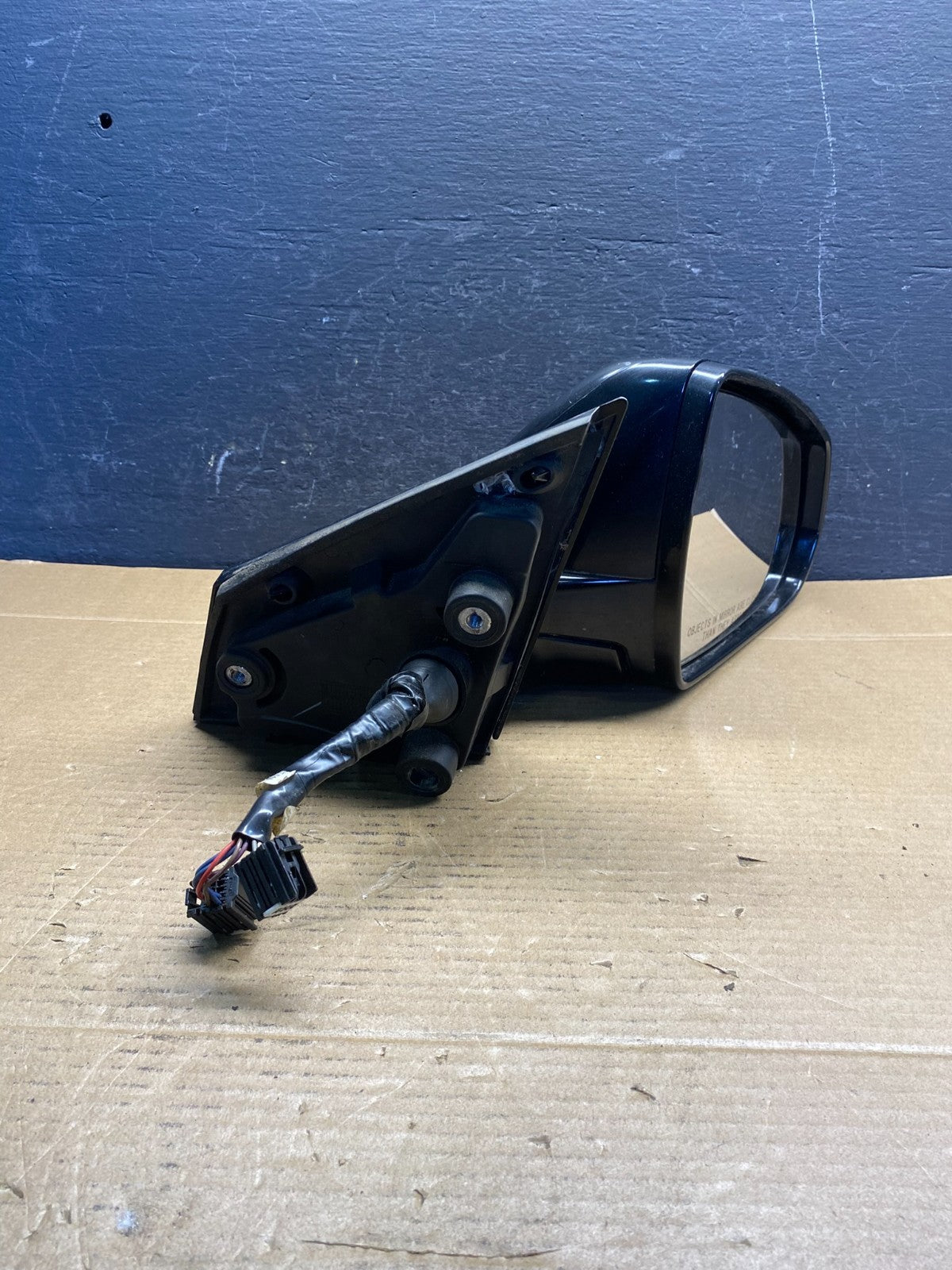 2010 to 2015 Cadillac SRX Right Passenger Rh Side Door Mirror AD66639