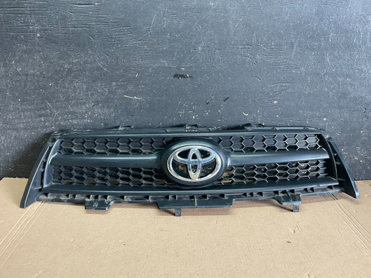 2009 to 2012 Toyota RAV4 Front Upper Grill Grille OEM Z8577 DG0