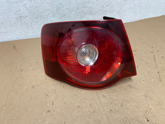 2008 2009 2010 Volkswagen Jetta Left LH Side Tail Light AD8013 LK0