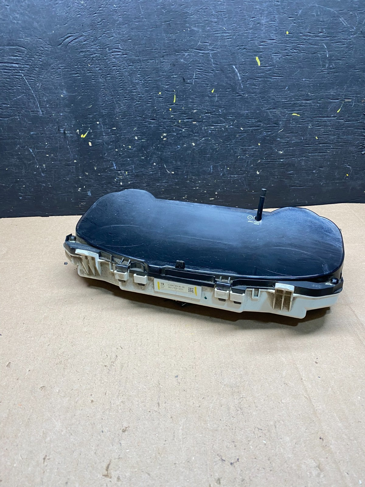 2006  Toyota Sienna Speedometer Cluster Gauge R6346 DG4