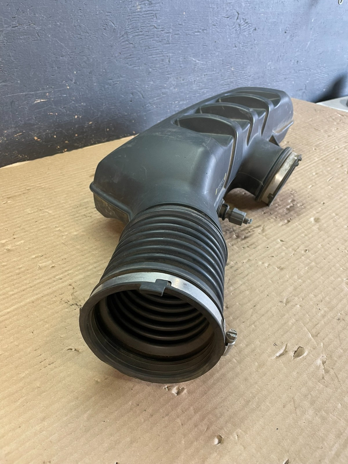 2011-2021 Jeep Grand Cherokee 5.7 V8 Air Intake Resonator Box af3508 DG1