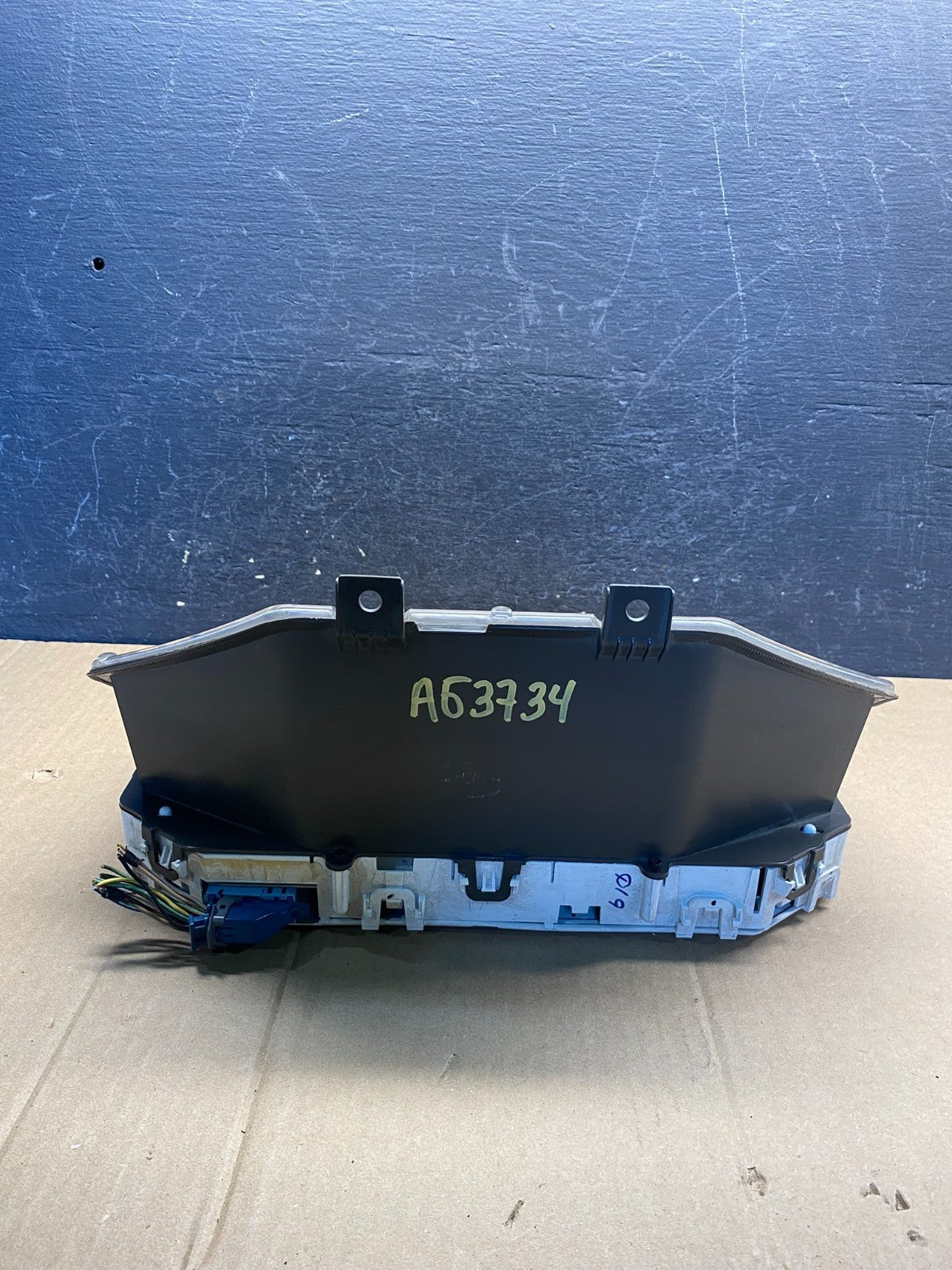 2008 to 2010 Ford F250 SD Super Duty Speedometer Cluster Gauge AG3734 DW3