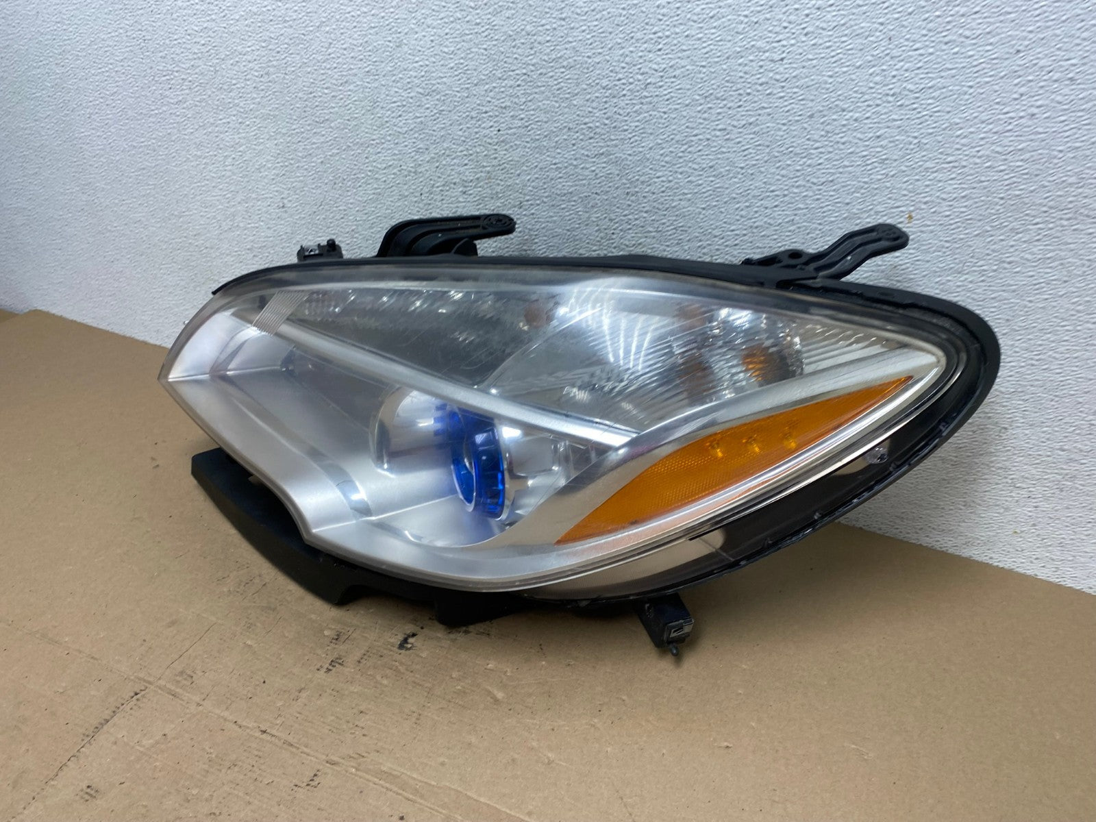 2013 - 2016 Buick Encore Left Driver LH Side Halogen Headlight AF4421 LK1