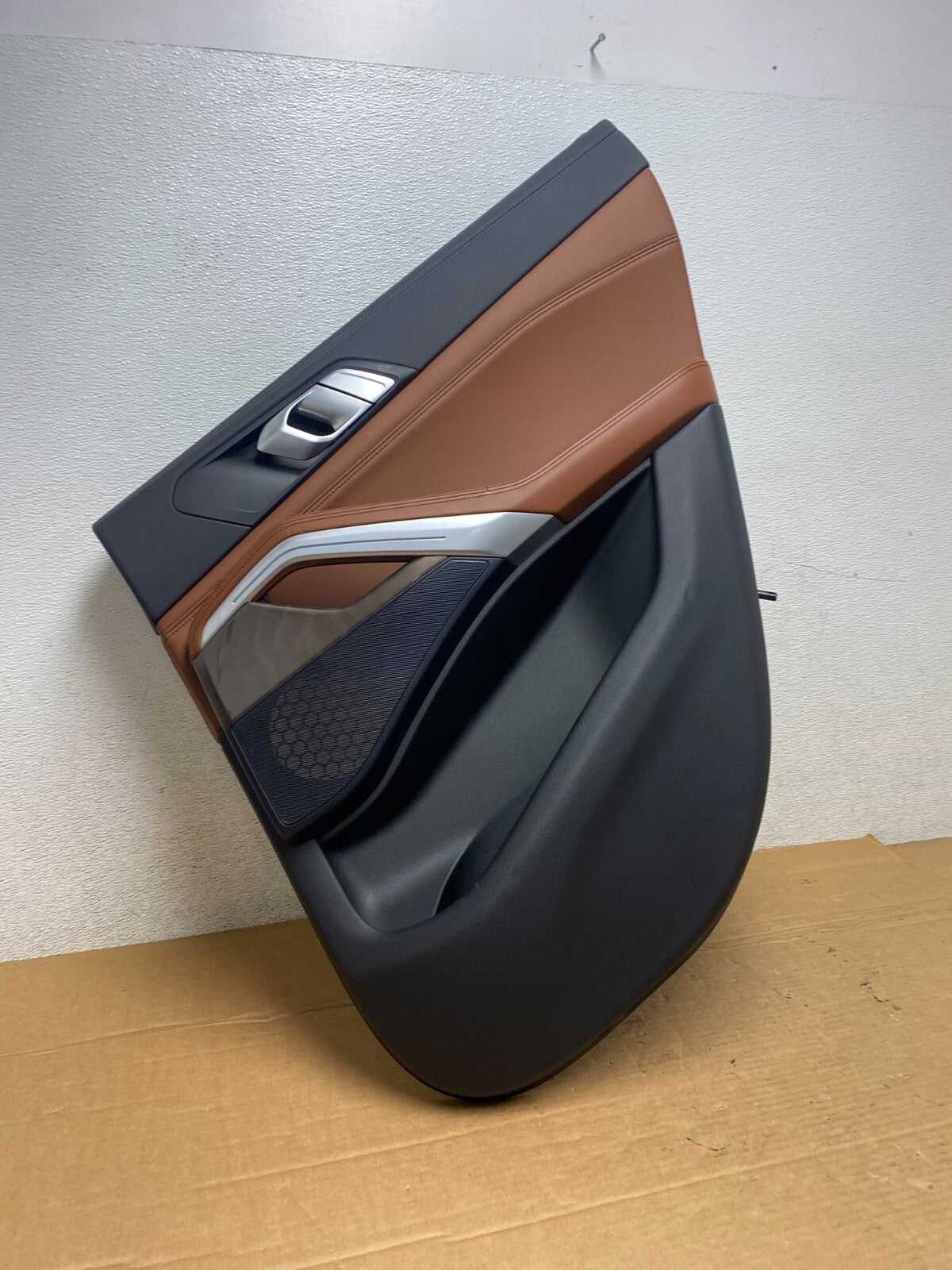 2020 to 2022 Bmw X6 Rear Right Passenger Side Door Panel Cover OEM M6893 DG2
