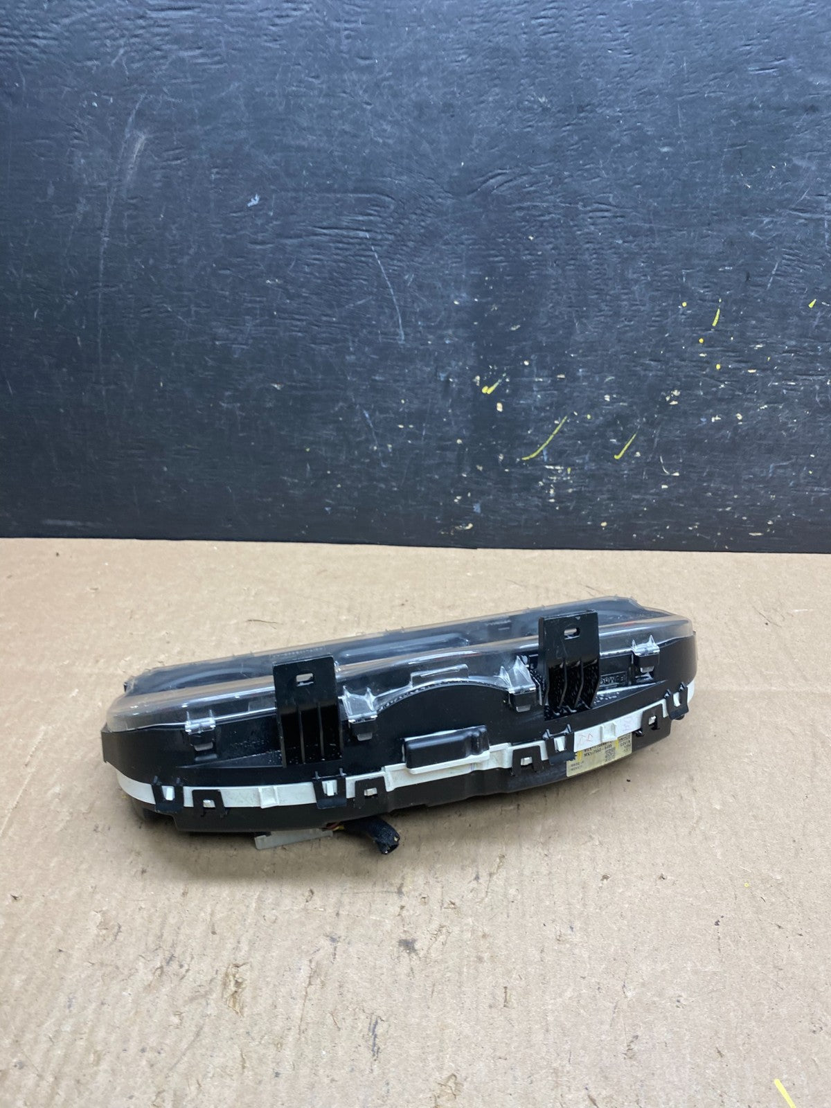 2011 2012  Ford Taurus Speedometer Instrument Cluster Gauges T4858  DG4