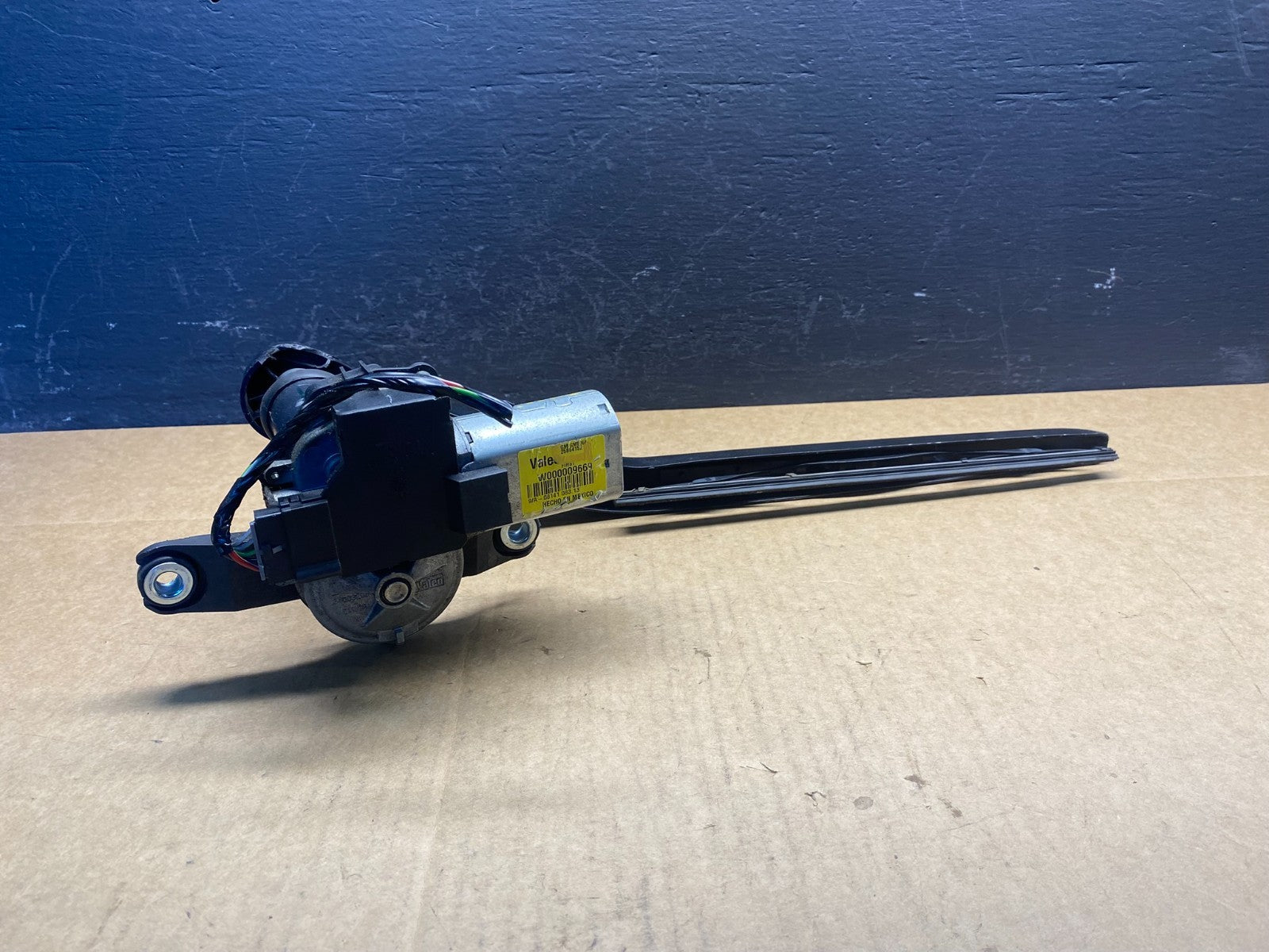 2008-2017 GMC Acadia Enclave Tailgate Back Door Rear Wiper Motor Wiper ac2776 DG5