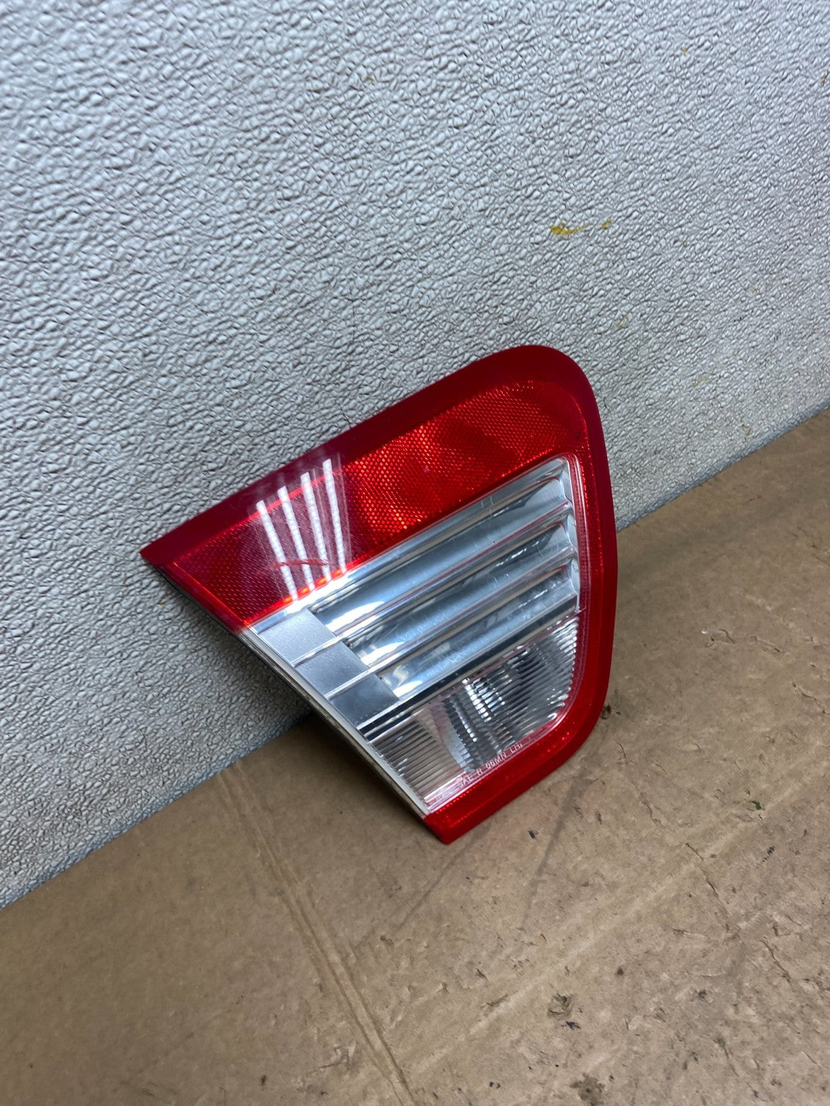 2006 - 2009 Mercury Milan Left Driver Lh Side Tail Light Inner Y5964 DW2