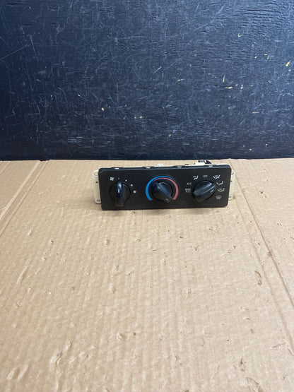 1997 to 2004 Ford F150 F250 Super Duty Heater A/C Climate Control AF6225 DG0