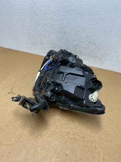2006 - 2010 Lexus IS250 Right Passenger RH Side Xenon Headlight AE3171 DW11