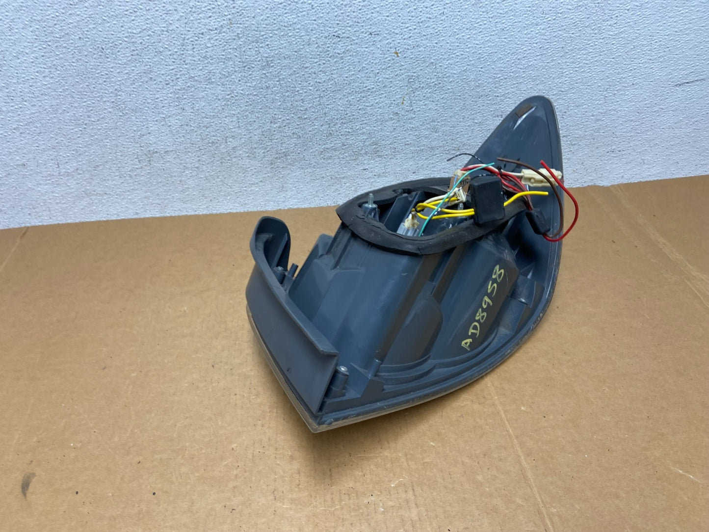 2007 2008 2009 Mazda CX-7 Left Driver Lh Side Tail Light AD8958 DW5