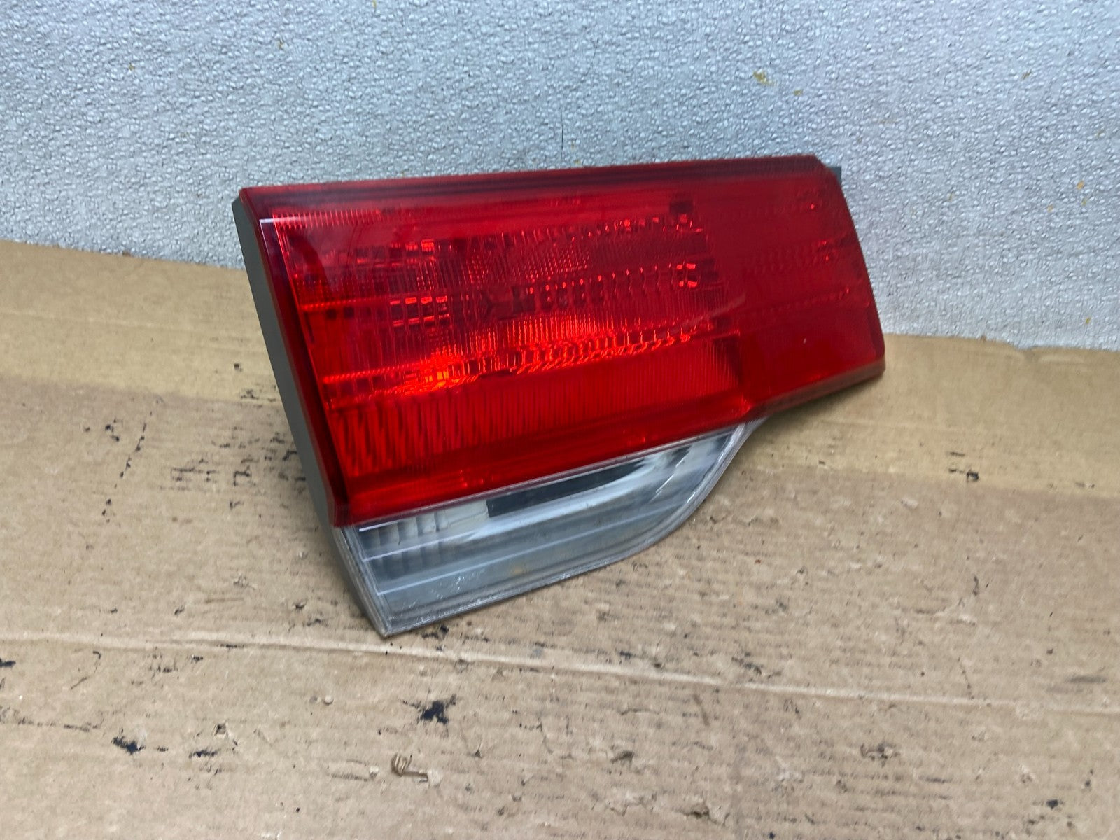 2008 to 2010 Honda Odyssey Left Driver LH Side Tail Light Inner Oem AB3404 LK2