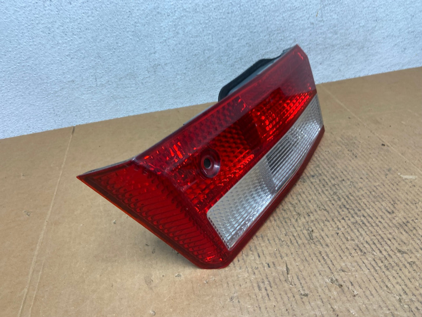 2003 to 2004 Honda Accord Sedan Right Passenger Inner Tail Light AE0267 LK2