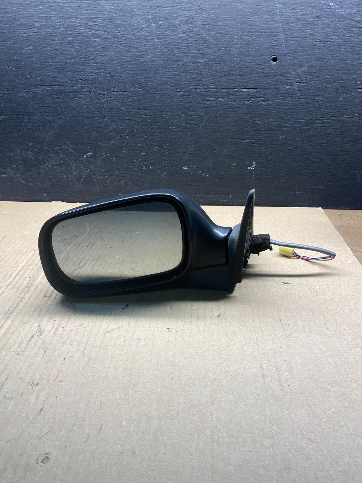 2003 to 2005 Subaru Forester Left LH Side View Power Door Mirror AC23778