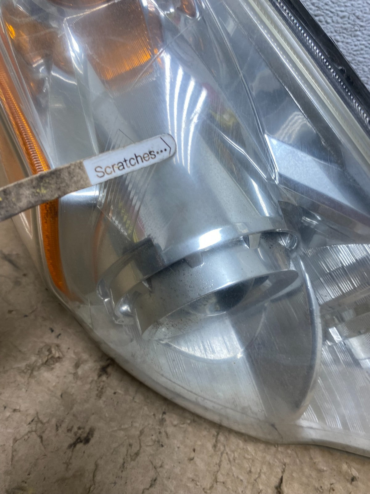 2010-2012 Subaru Legacy Outback Right Passenger Headlight AF8282 DW3