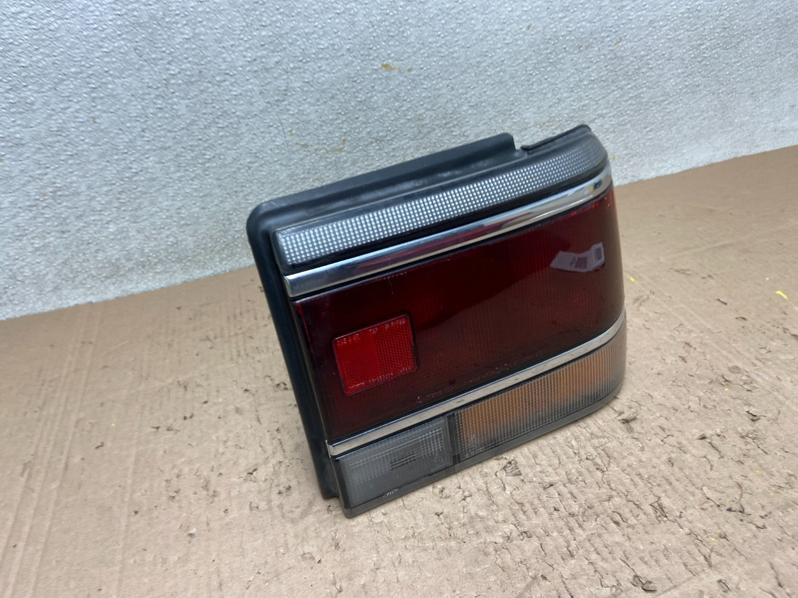 1990-1991 Subaru Legacy Right Passenger RH Side Tail Light OEM Y0581 GD2