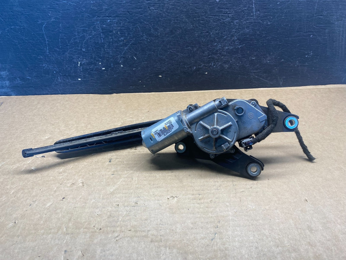 2020 to 2023 Ford Explorer Rear Windshield Wiper Motor af6592 DG5