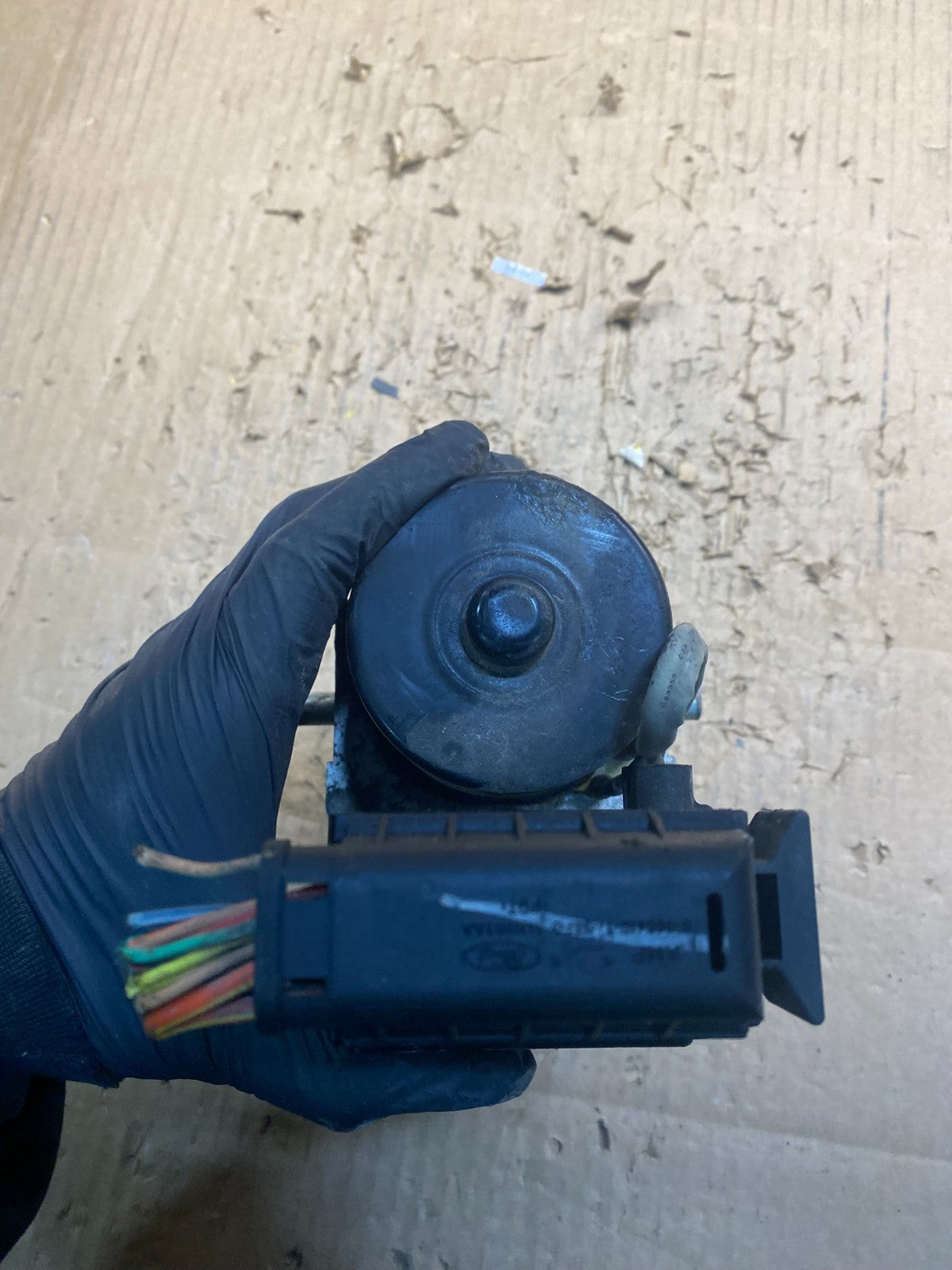 2006 2007 Ford E250 E350 Econoline Anti-Lock ABS Antilock Brake Pump W3965 DG4