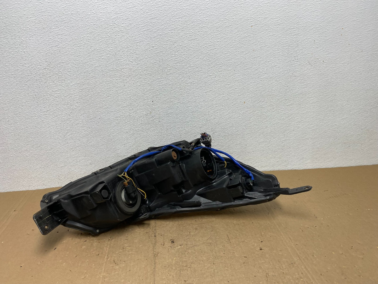 2013 2014 Subaru Legacy Outback Left Driver Halogen Headlight AC7251 DW5