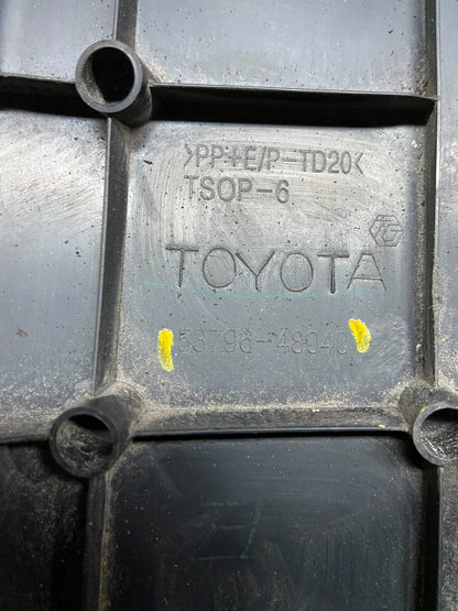 2006 to 2007 Toyota Highlander Hybrid Engine Motor Top Front Cover i3182 DG18