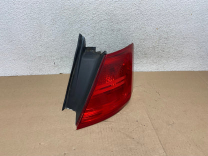 2014 to 2018 Ford Taurus Interceptor Right Passenger RH Tail Light AG4599 LK2