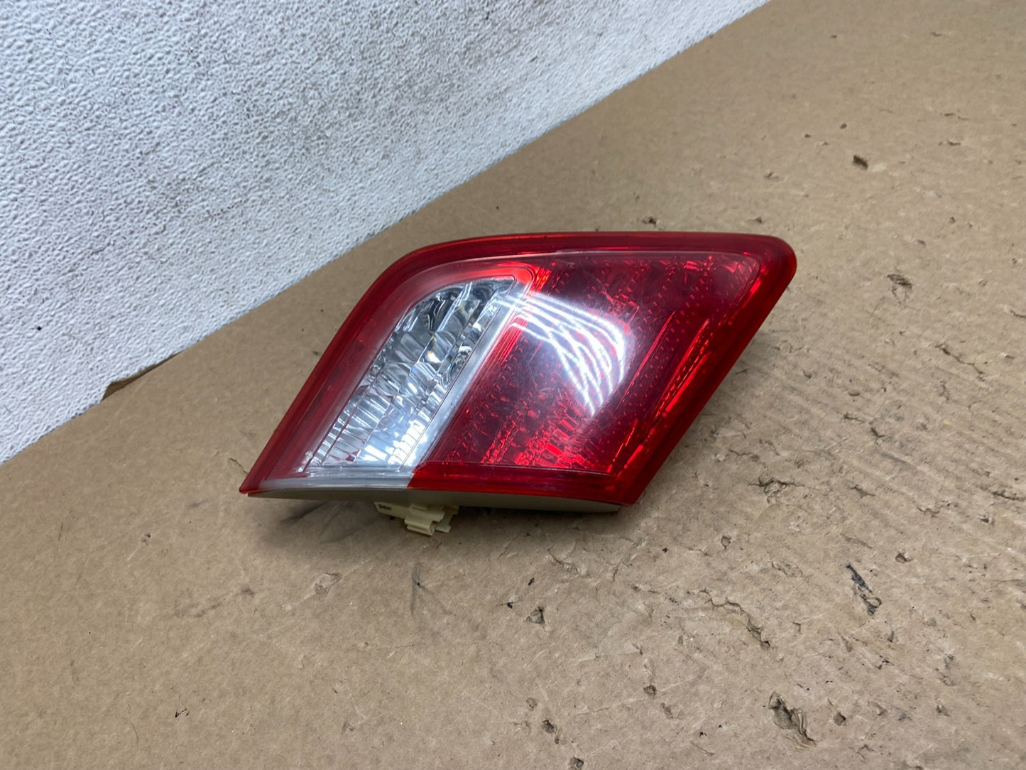 2007 2008 2009 Toyota Camry Left Driver Tail Light Trunk Lid Inner AF8103 DW2