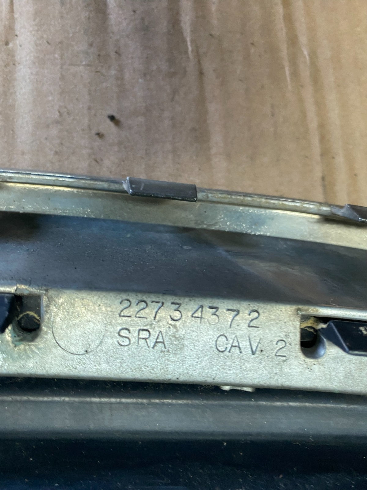 2004 2005 2006 Saturn Vue Front Upper Grille Grill Q0483 DG6