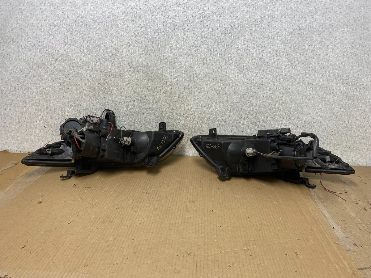 2004 to 2008 Infiniti Fx35 Hid Xenon Left+Right Headlights AH3065 DW8