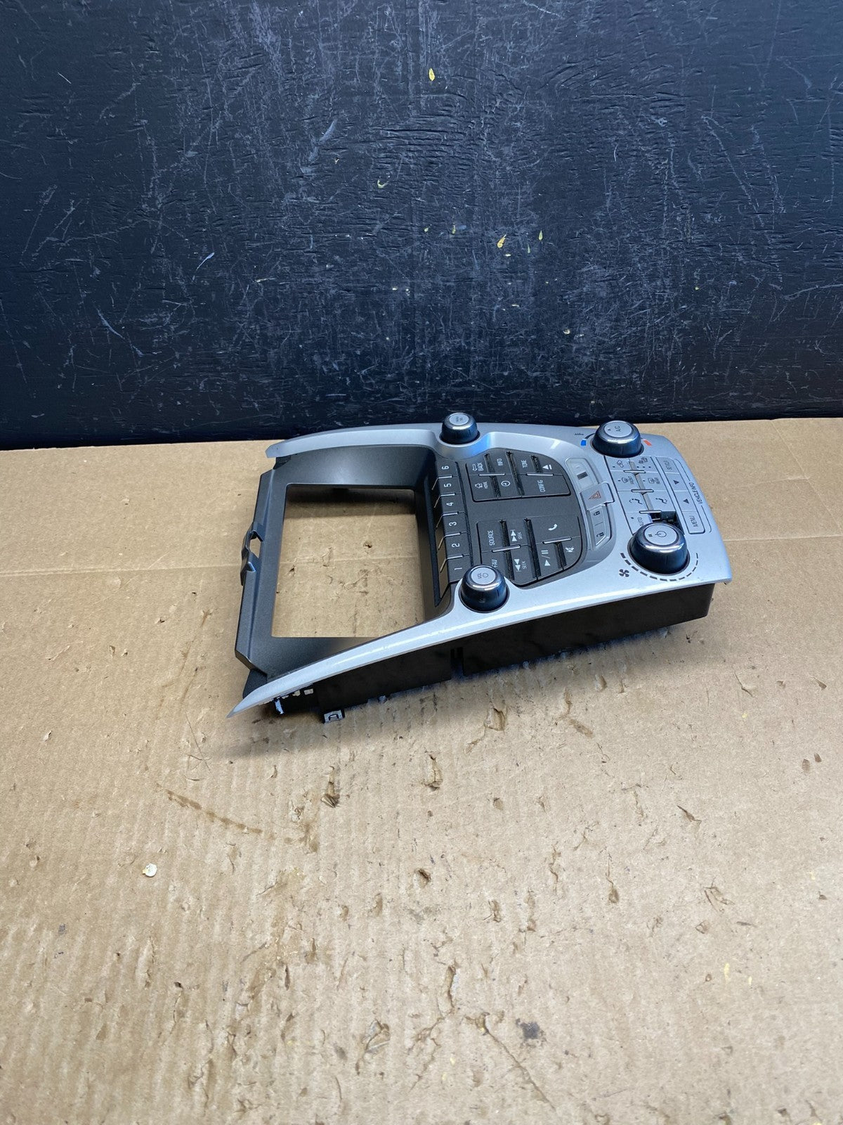 2012-2015 Chevy Equinox Terrain Radio Face Climate Control Panel Bezel AC6793 DG1