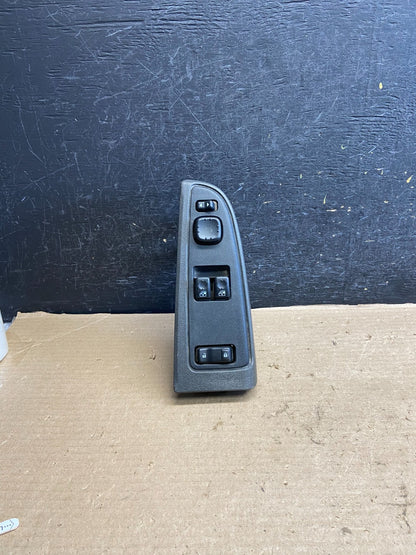2003-2006 Chevrolet Silverado Driver Side Master Window Switch AH3960 DG0
