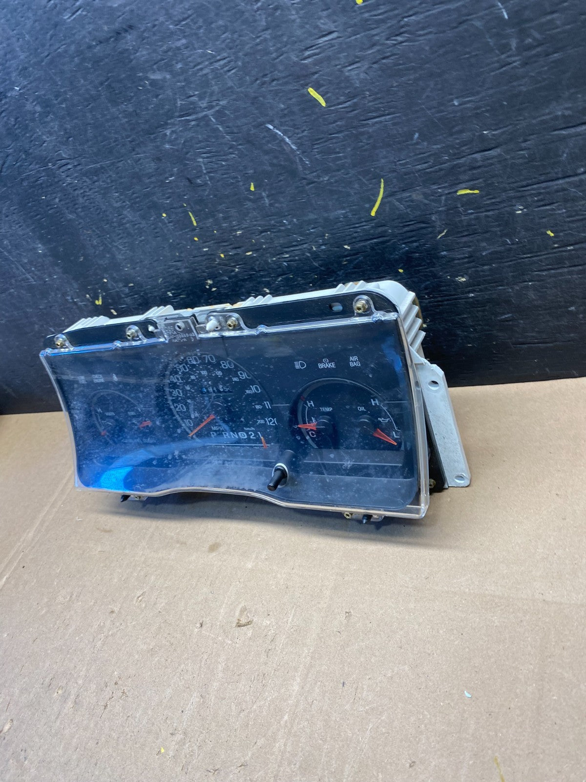 1998 to 2005 Mercury Marquis Speedometer Cluster Gauge Oem R8824 DG2