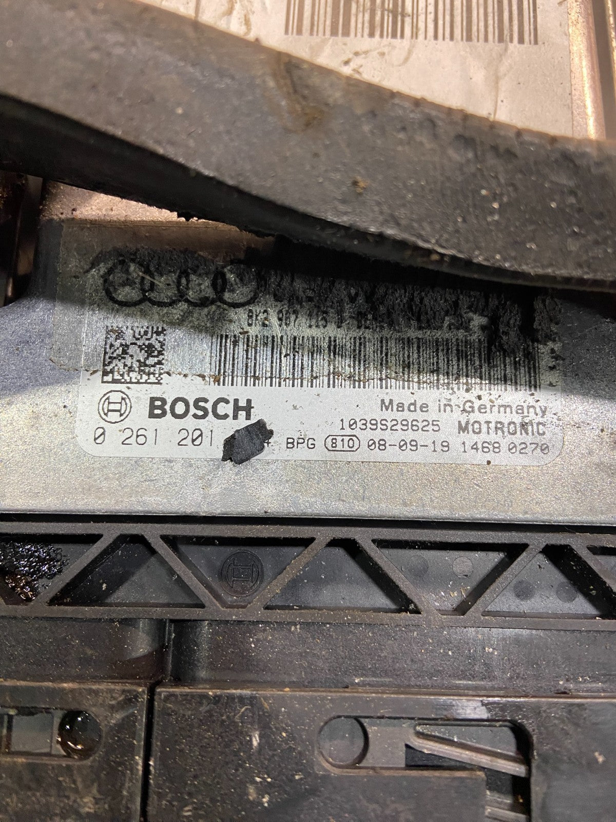 2009 to 2010 Audi A4 2.0L Engine Computer Ecu Pcm Ecm Pcu Oem OEM Z4911 DG3