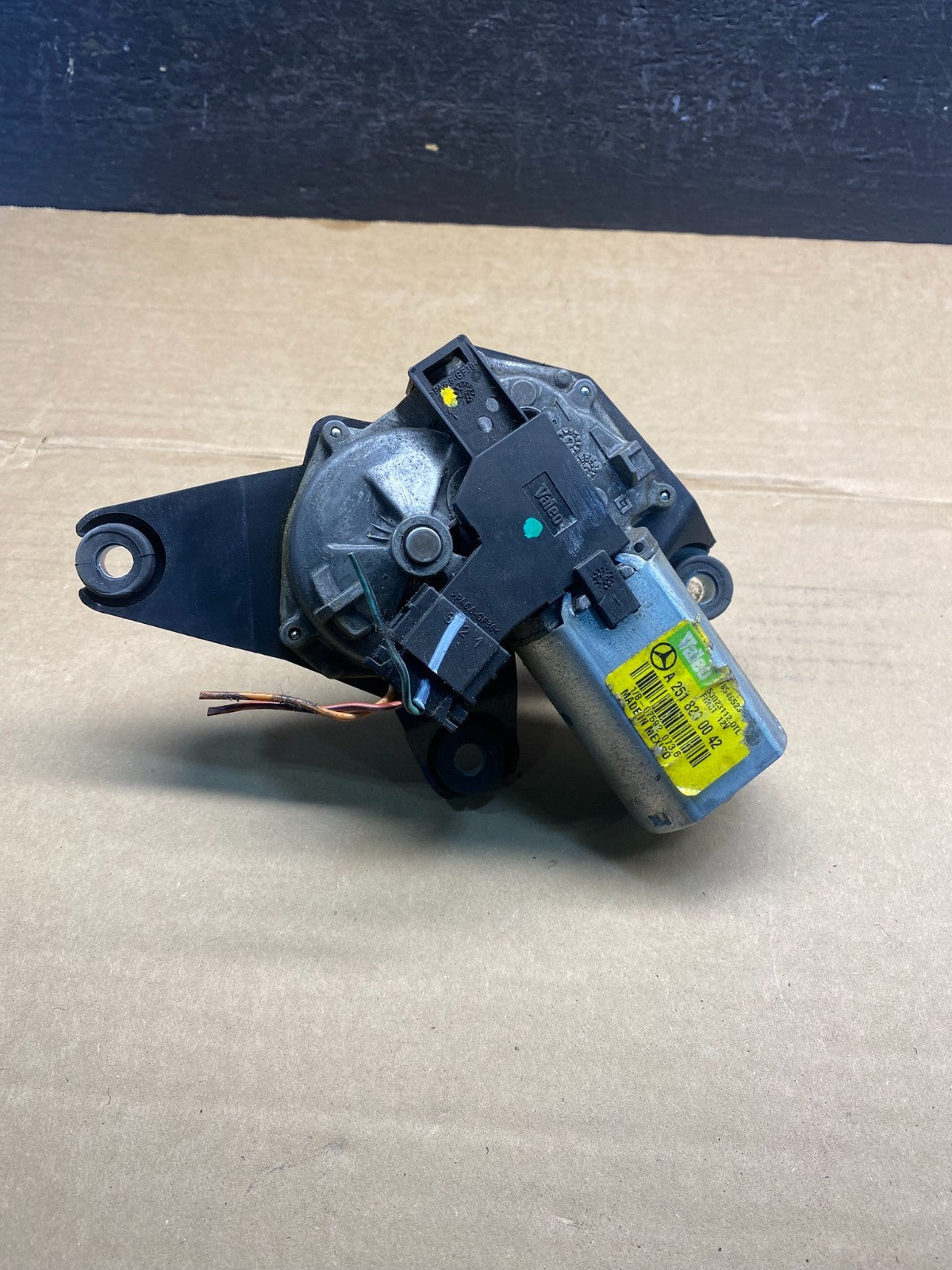 2006-2013 Mercedes GL450 ML500 R550 Rear Glass Windshield Wiper Motor AD3519 DG3