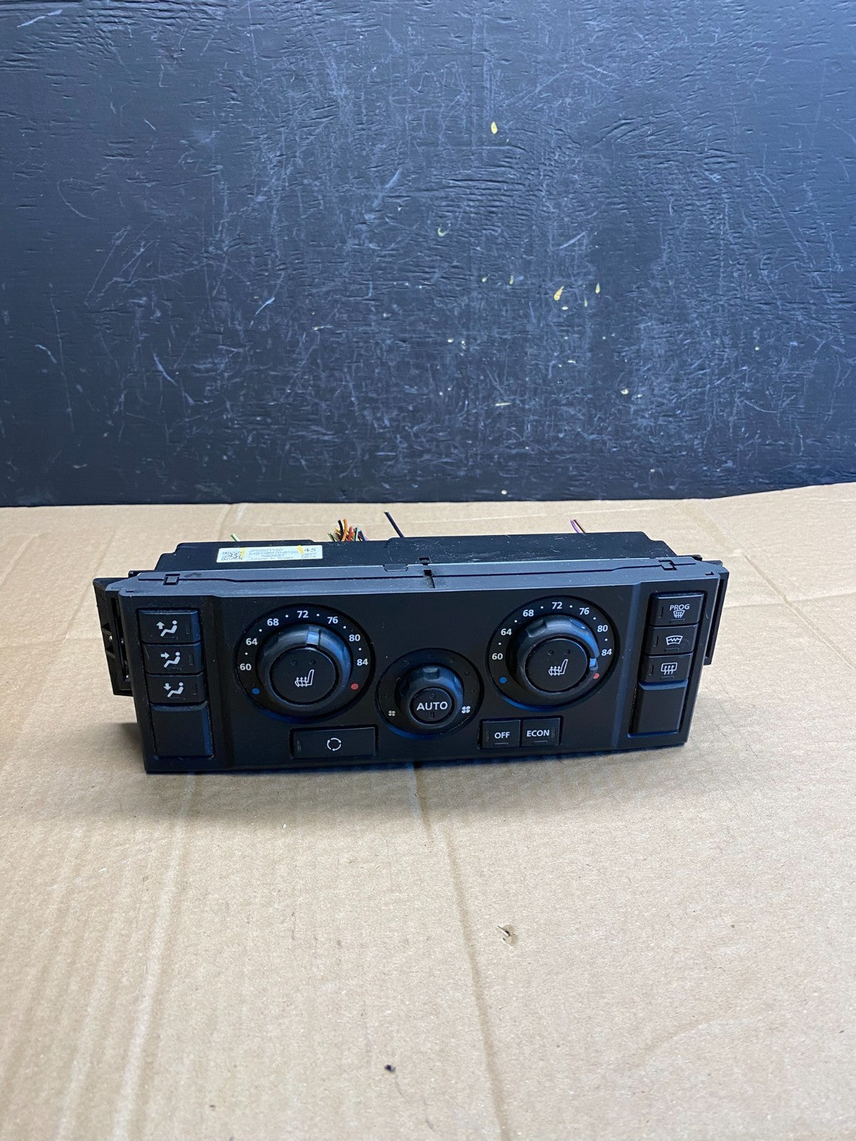 2008 to 2009 Land Rover Range LR3 AC Heater Climate Control Module AC9270 DG0