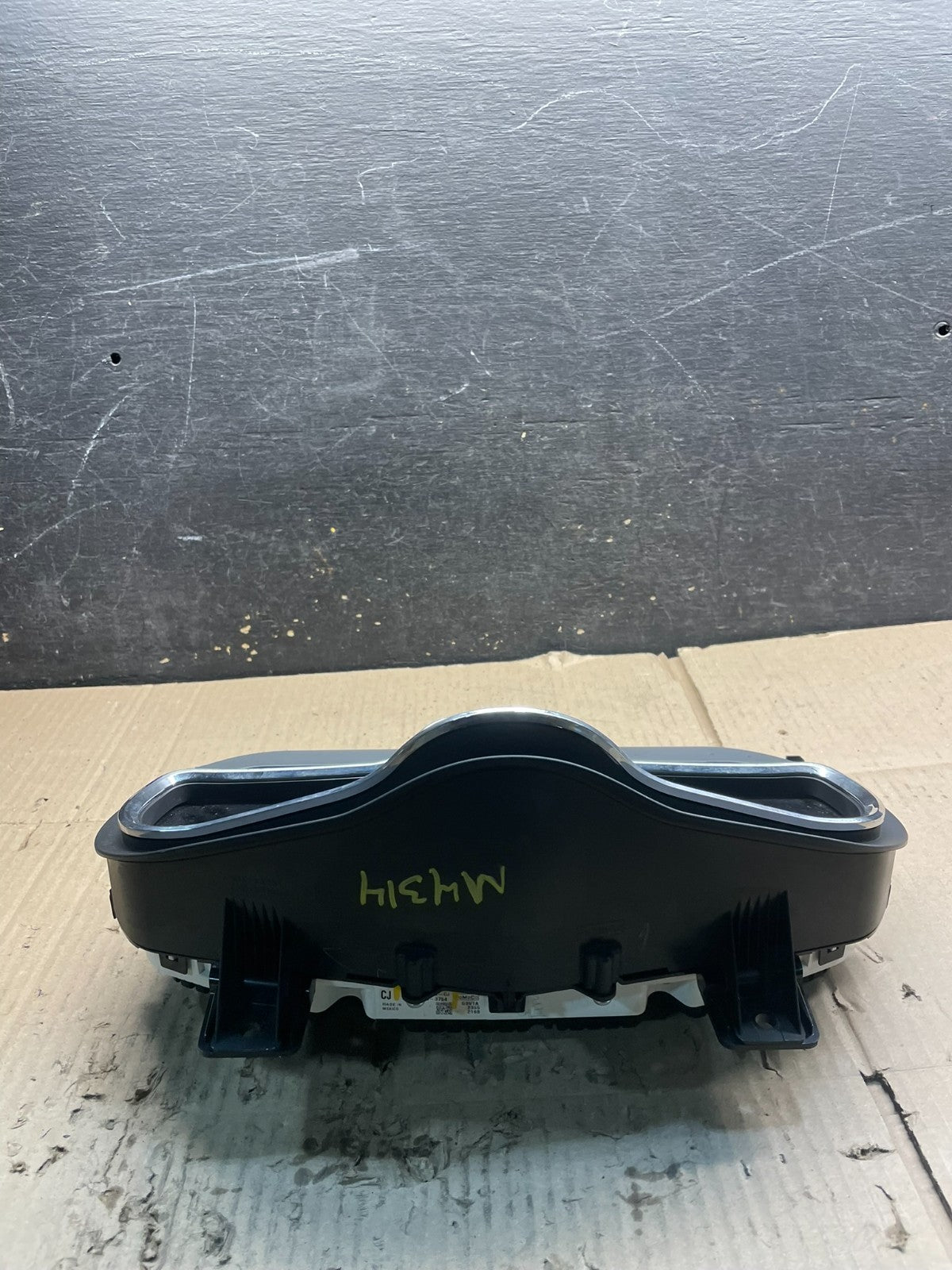 2013 Lincoln MKT Speedometer Instrument Gauge Cluster x9972 DG4