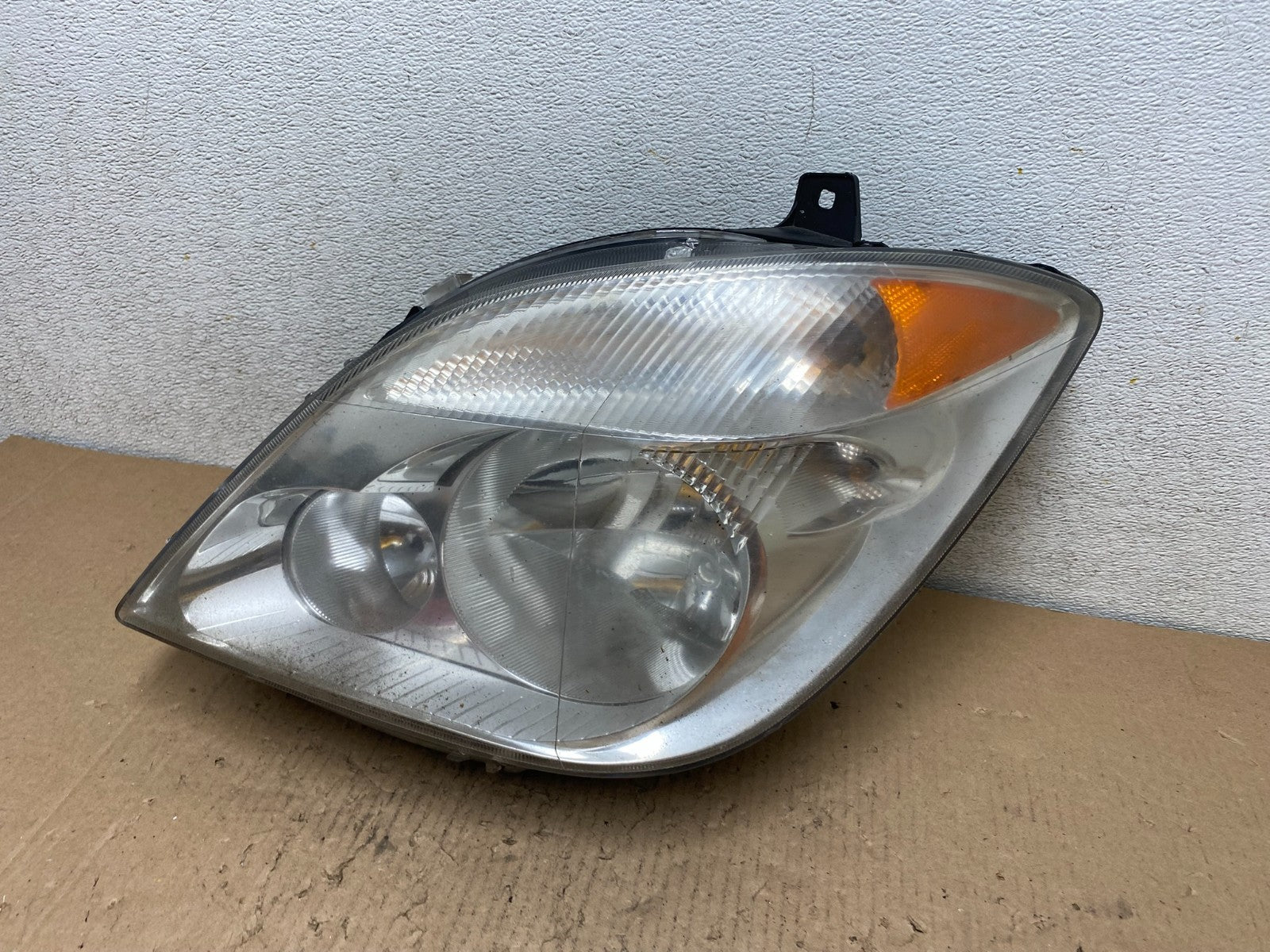 2007 to 2013 Mercedes Sprinter Headlight Left Driver Side Halogen P9677 DW1