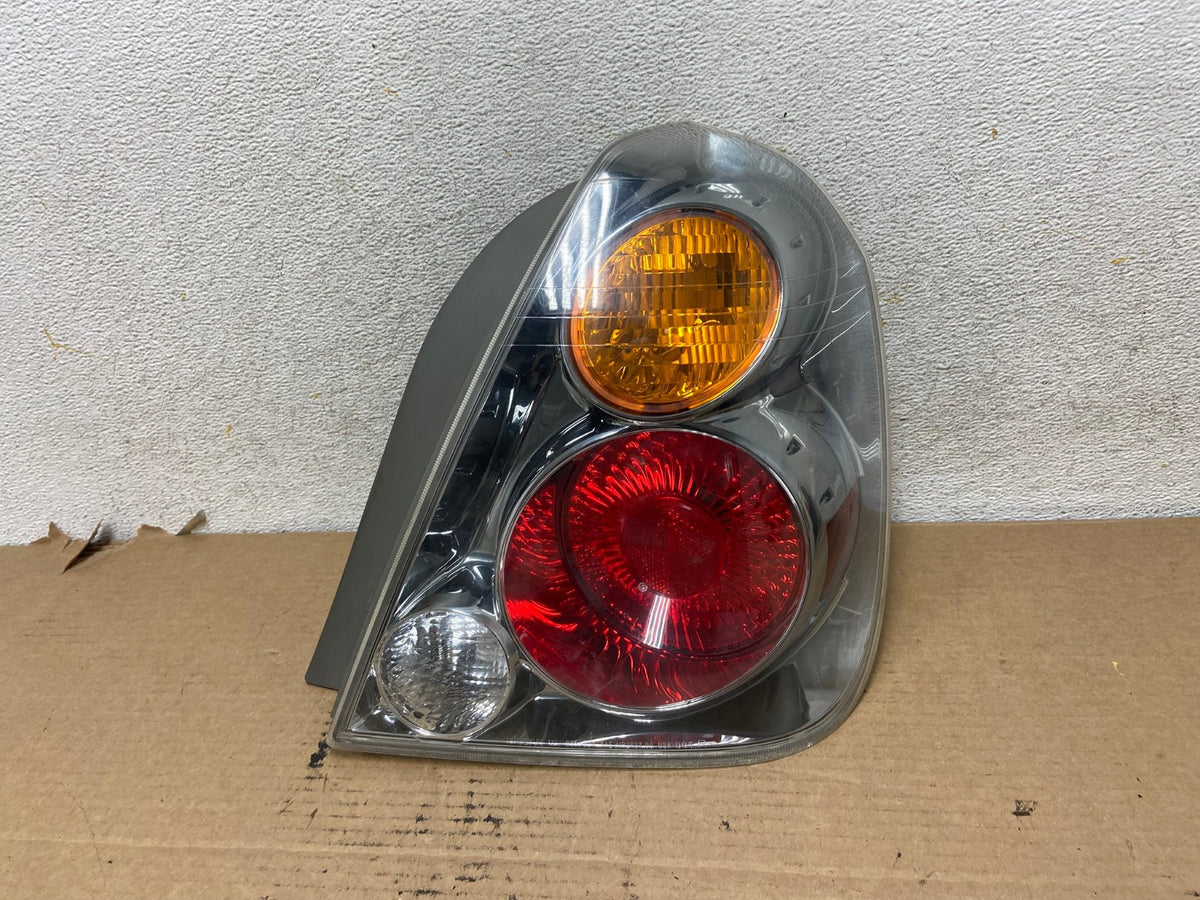 2002 2003 2004 Nissan Altima Right Passenger Rh Tail Light Side AH4082 LK0