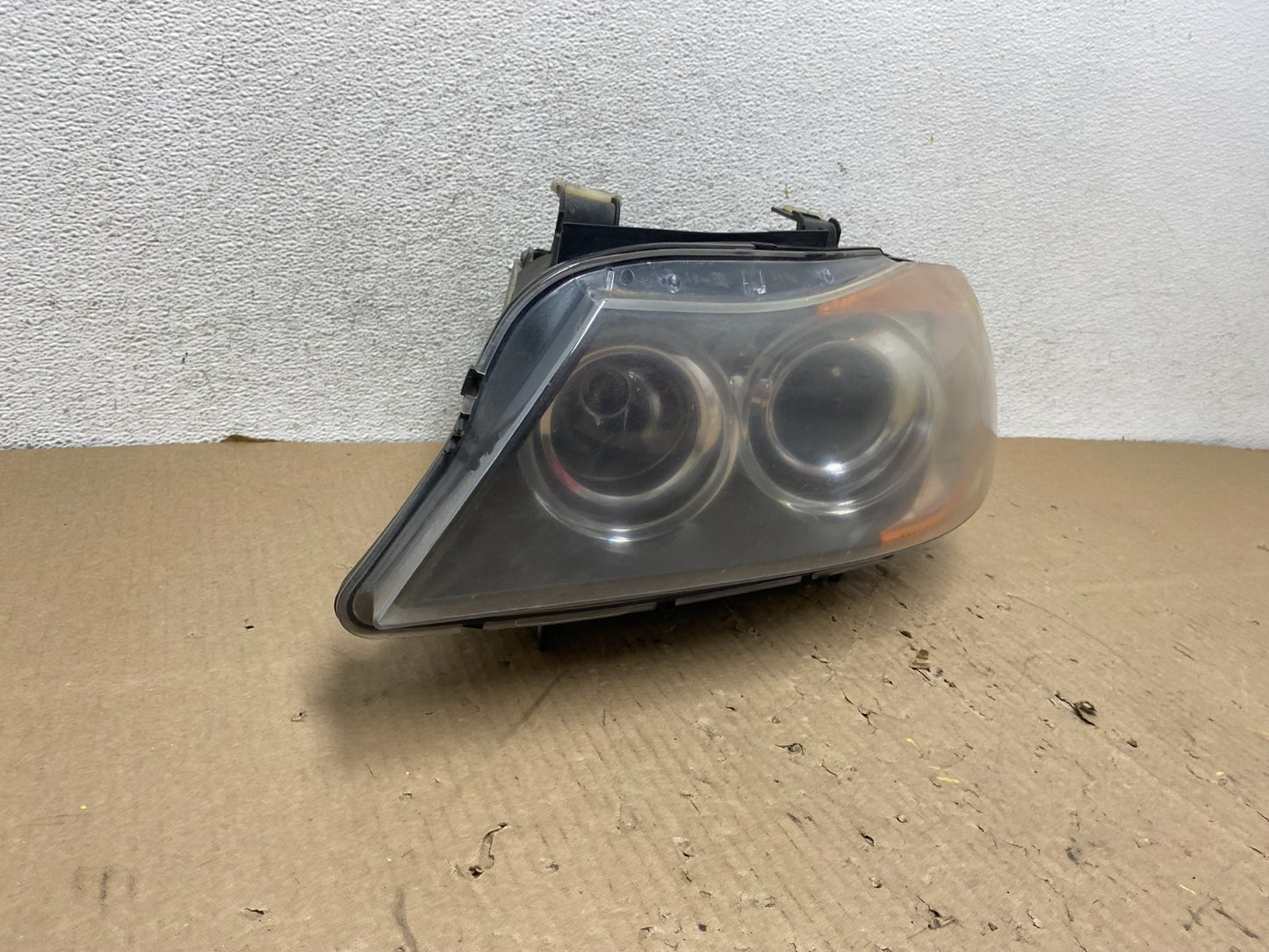 2006 to 2008 BMW 3 Series Left Driver LH AFS Xenon HID Headlight AG8060 DW1