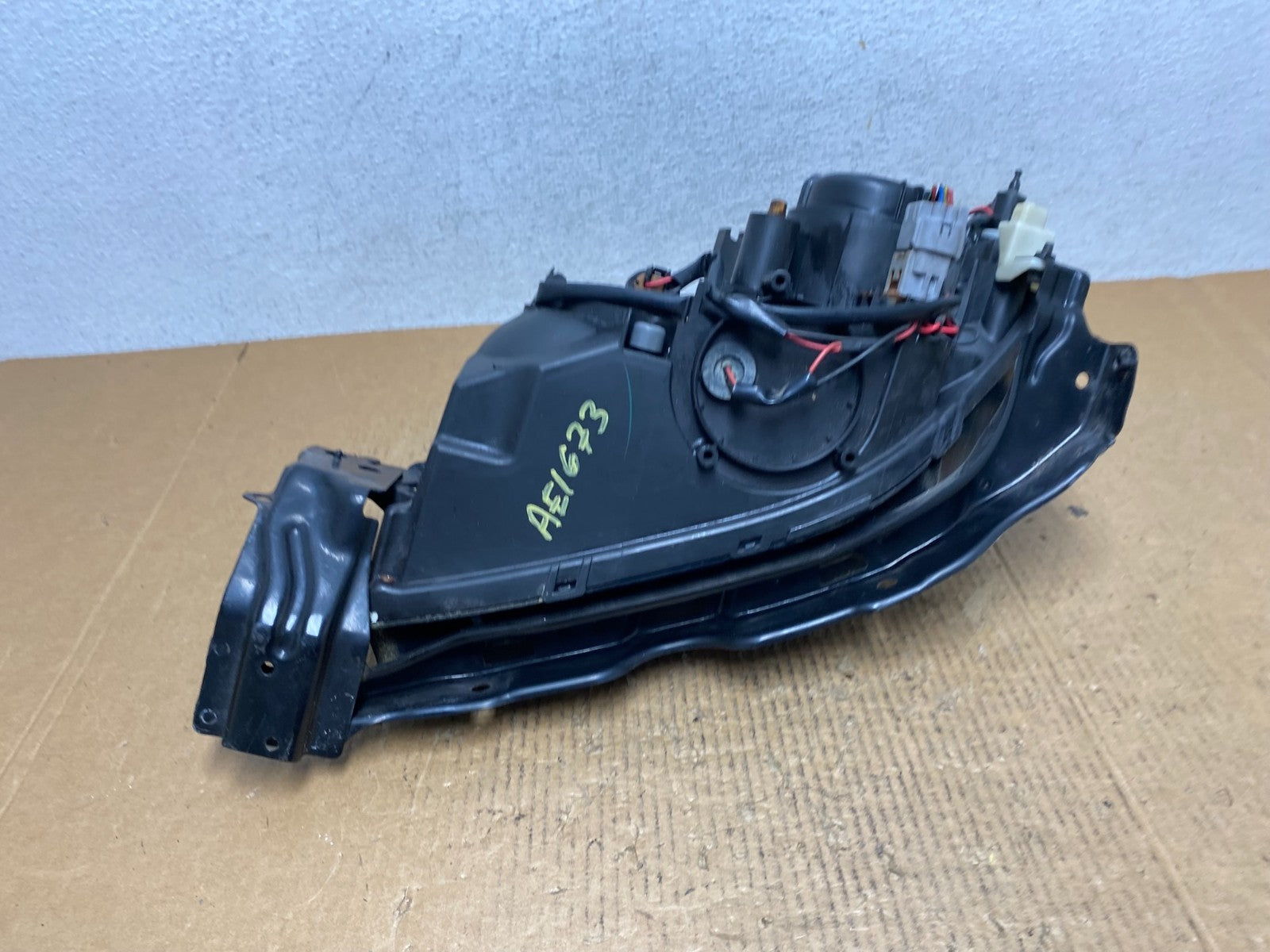 2006 to 2007 Subaru Impreza Right Passenger Side Halogen Headlight AE1673 DW7