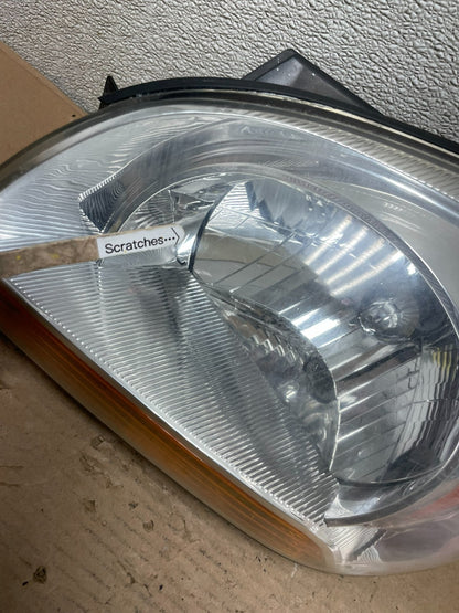 2005 to 2006 Kia Sportage Left Driver LH Halogen Headlight AD1182 DW3