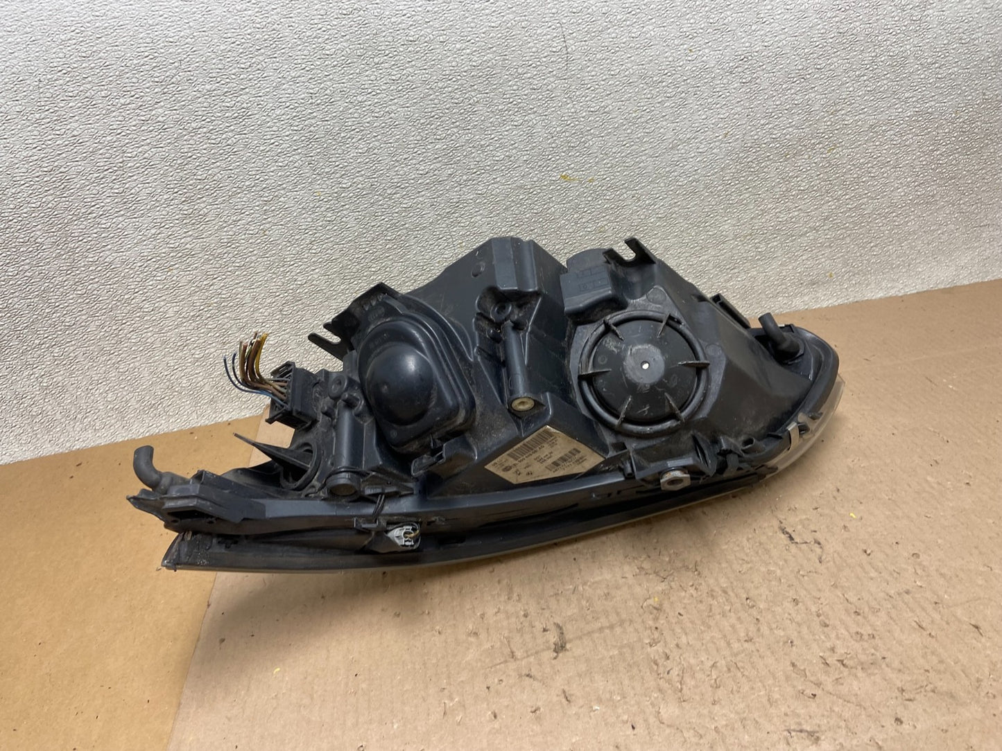 2008 to 2010 Bmw 5 Series 528i Halogen Right Headlight Oem Z6286 DW5